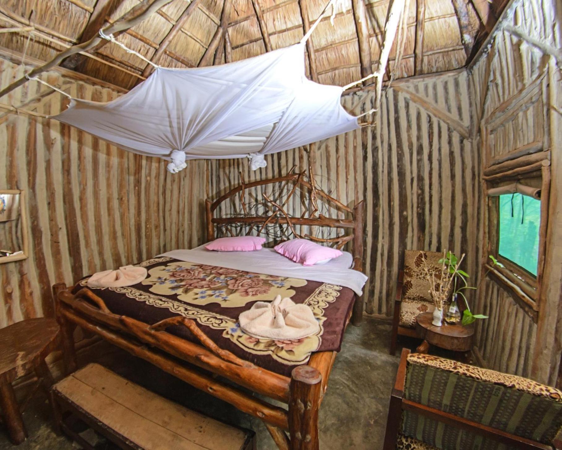 Dave The Cave Eco Lodge And Cultural Campsite Rubirizi Luaran gambar